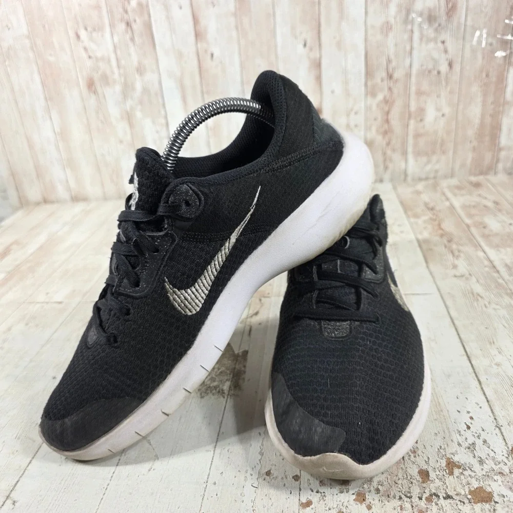 Nike Flex Experience Run 11 Next Nature Black White Silver DD9283-001 Womens 10